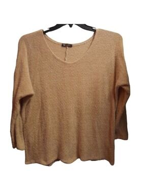 Vision USA Beige Sweater Size Large